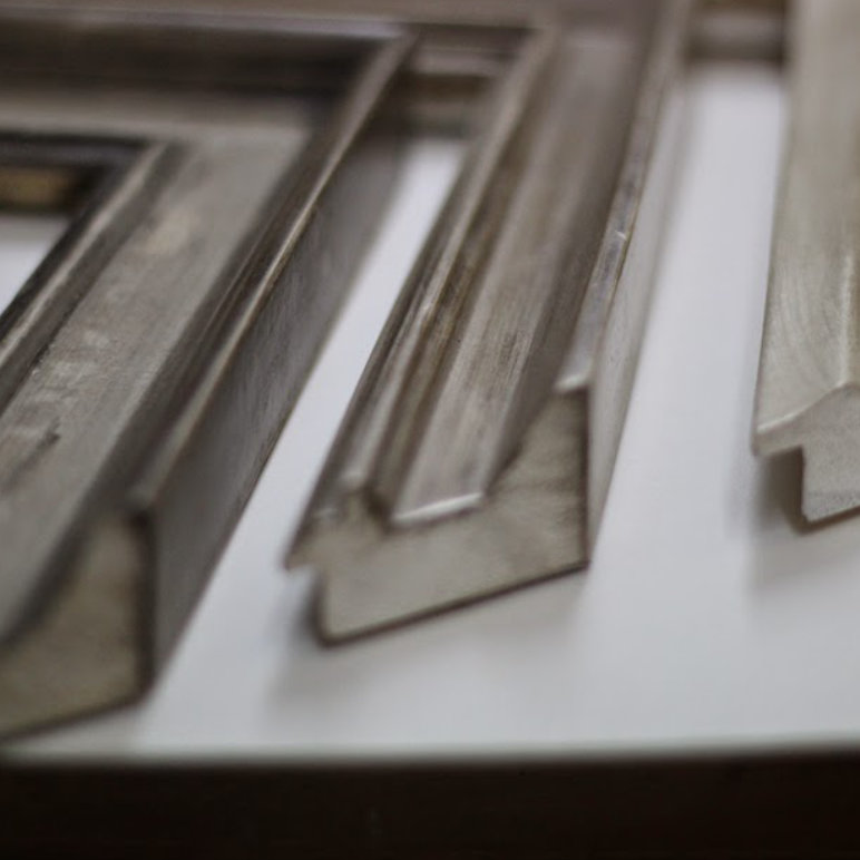 Stain & lacquer finishes - pictureframes.co.uk Stain & lacquer finishes - pictureframes.co.uk