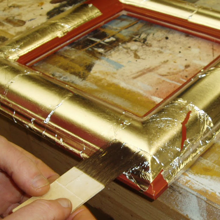 Water gilded finishes - pictureframes.co.uk Water gilded finishes - pictureframes.co.uk